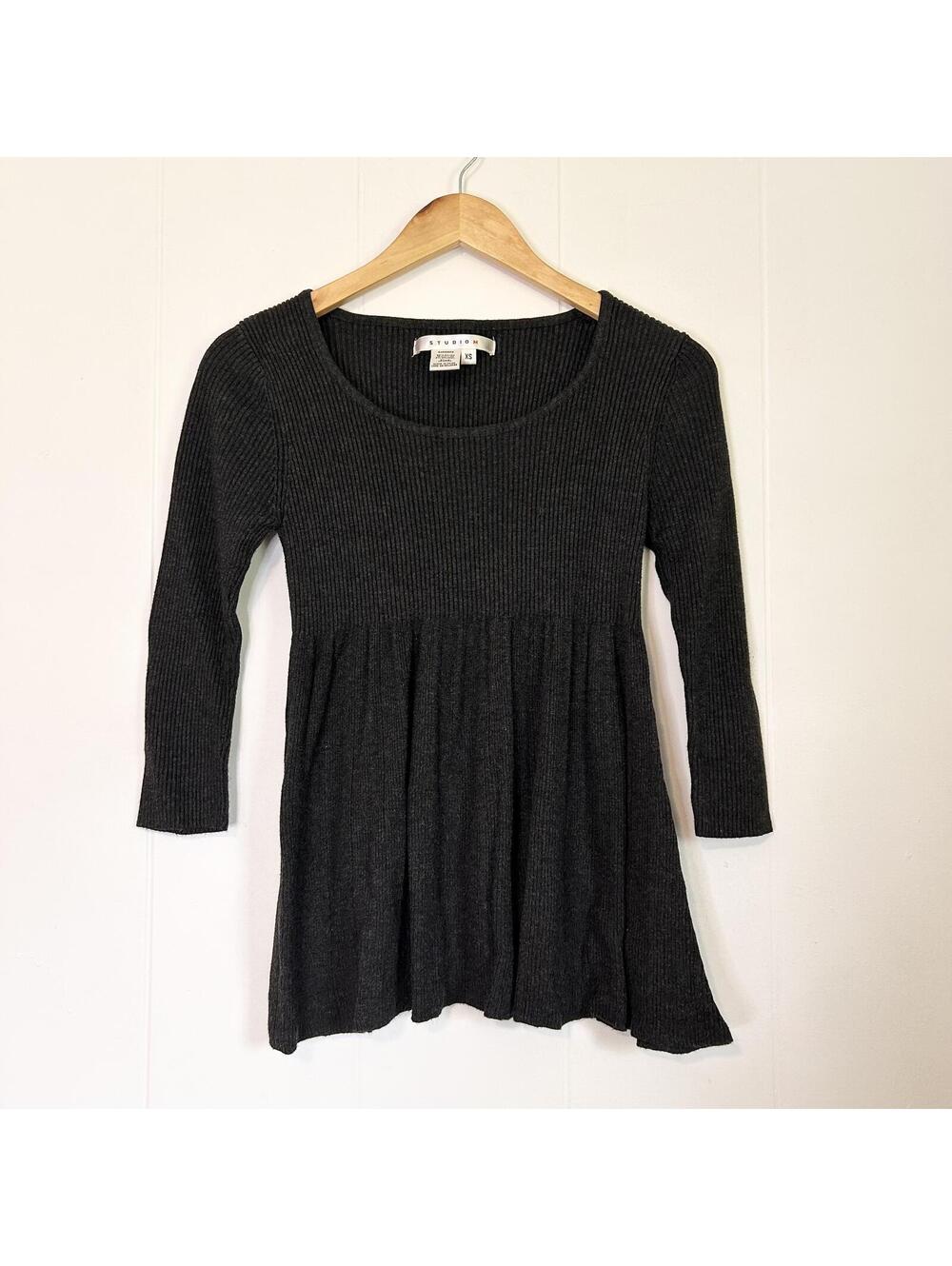 Studio M Gray Long Sleeve Pleated Knit Blouse Top Women's XS